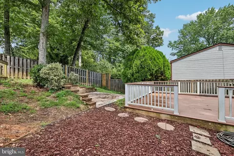 Exterior - 2322 Old Trail Dr, Reston, VA 20191 photo 5 of 8