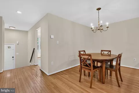 Dining - 7204 Gentian Ct, Springfield, VA 22152 photo 2 of 3