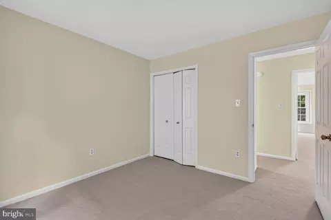 Bedroom - 7204 Gentian Ct, Springfield, VA 22152 photo 8 of 12
