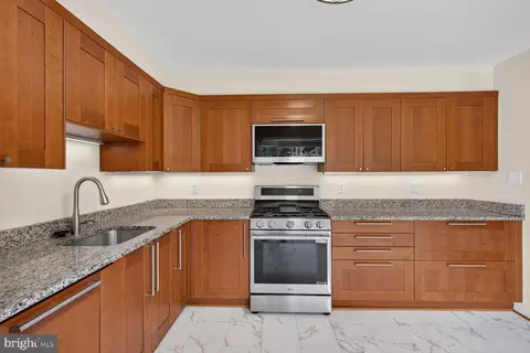 Kitchen - 7204 Gentian Ct, Springfield, VA 22152 photo 1 of 5