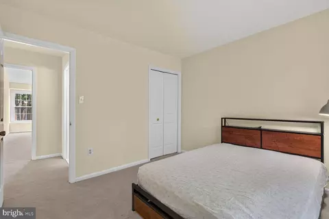 Bedroom - 7204 Gentian Ct, Springfield, VA 22152 photo 4 of 12