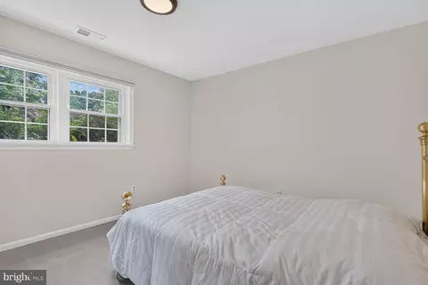 Bedroom - 7204 Gentian Ct, Springfield, VA 22152 photo 11 of 12