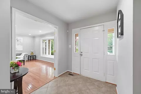 Entry Way - 8518 Rehoboth Ct, Vienna, VA 22182 photo 1 of 1