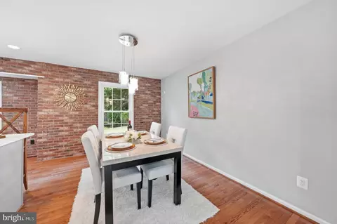 Dining - 8518 Rehoboth Ct, Vienna, VA 22182 photo 2 of 4