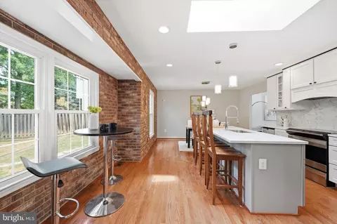 Kitchen - 8518 Rehoboth Ct, Vienna, VA 22182 photo 7 of 7