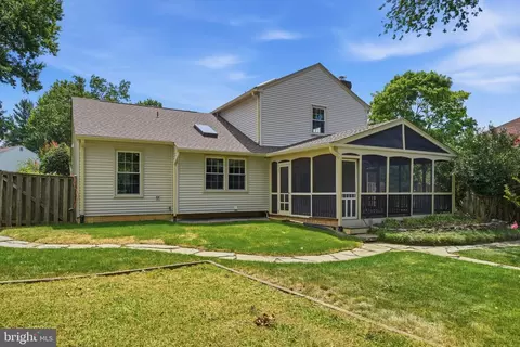 Exterior - 8518 Rehoboth Ct, Vienna, VA 22182 photo 11 of 17