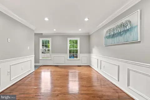 Entry Way - 7925 Pebble Brook Ct, Springfield, VA 22153 photo 3 of 15