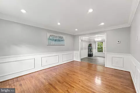 Entry Way - 7925 Pebble Brook Ct, Springfield, VA 22153 photo 5 of 15