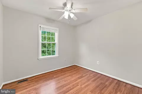 Bedroom - 7925 Pebble Brook Ct, Springfield, VA 22153 photo 2 of 6