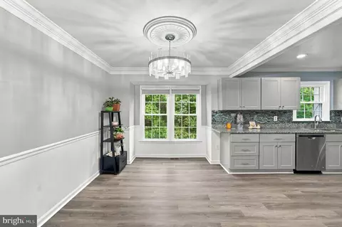 Entry Way - 7925 Pebble Brook Ct, Springfield, VA 22153 photo 8 of 15