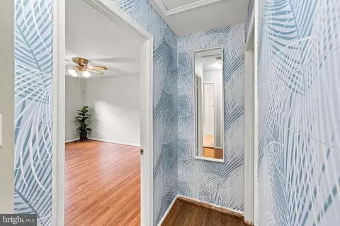 Entry Way - 7925 Pebble Brook Ct, Springfield, VA 22153 photo 12 of 15