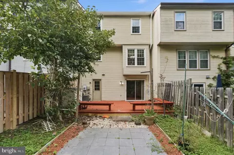 Exterior - 7925 Pebble Brook Ct, Springfield, VA 22153 photo 5 of 8