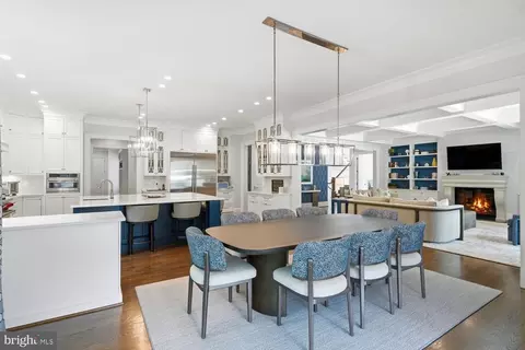 Dining - 6909 Arbor Ln, Mclean, VA 22101 photo 4 of 4