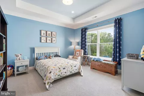 Bedroom - 6909 Arbor Ln, Mclean, VA 22101 photo 1 of 12