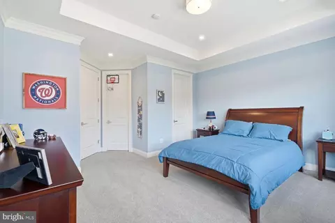Bedroom - 6909 Arbor Ln, Mclean, VA 22101 photo 6 of 12