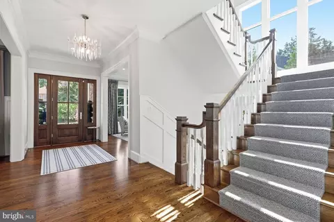 Entry Way - 6909 Arbor Ln, Mclean, VA 22101 photo 1 of 6