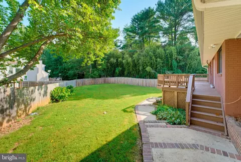 Exterior - 5246 Guinea Rd, Burke, VA 22015 photo 8 of 11
