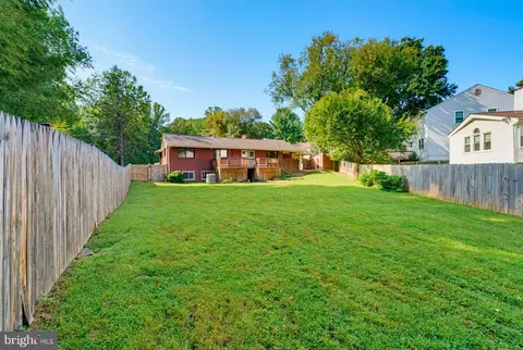 Exterior - 5246 Guinea Rd, Burke, VA 22015 photo 7 of 11