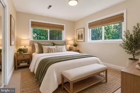Bedroom - 5246 Guinea Rd, Burke, VA 22015 photo 3 of 5