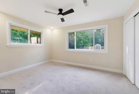 Bedroom - 5246 Guinea Rd, Burke, VA 22015 photo 5 of 5