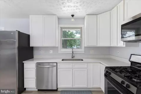 Kitchen - 7410 Dickenson St, Springfield, VA 22150 photo 3 of 3