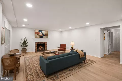 Living - 8331 Wickham Rd, Springfield, VA 22152 photo 6 of 11