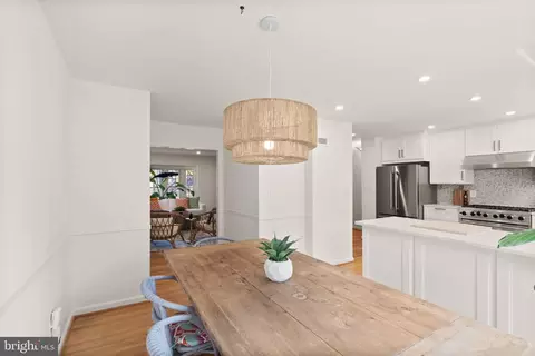 Dining - 8331 Wickham Rd, Springfield, VA 22152 photo 2 of 3