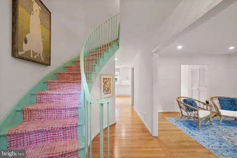 Entry Way - 8331 Wickham Rd, Springfield, VA 22152 photo 1 of 5