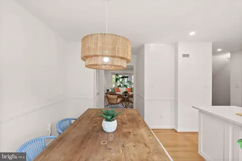 Dining - 8331 Wickham Rd, Springfield, VA 22152 photo 3 of 3
