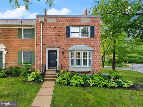 Exterior - 8331 Wickham Rd, Springfield, VA 22152 photo 9 of 9