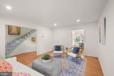 Living - 8331 Wickham Rd, Springfield, VA 22152 photo 2 of 11