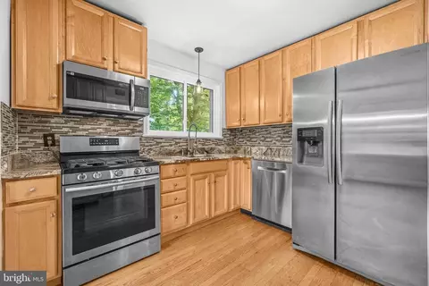 Kitchen - 5313 Atlee Pl, Springfield, VA 22151 photo 1 of 4