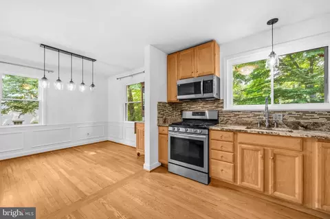 Kitchen - 5313 Atlee Pl, Springfield, VA 22151 photo 3 of 4