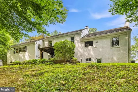 Exterior - 5313 Atlee Pl, Springfield, VA 22151 photo 13 of 15