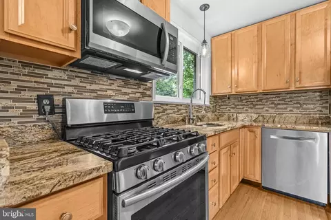 Kitchen - 5313 Atlee Pl, Springfield, VA 22151 photo 4 of 4