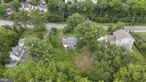 View/Area - 8721 Pohick Rd, Springfield, VA 22153 photo 6 of 7