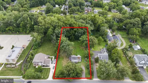 View/Area - 8721 Pohick Rd, Springfield, VA 22153 photo 1 of 7