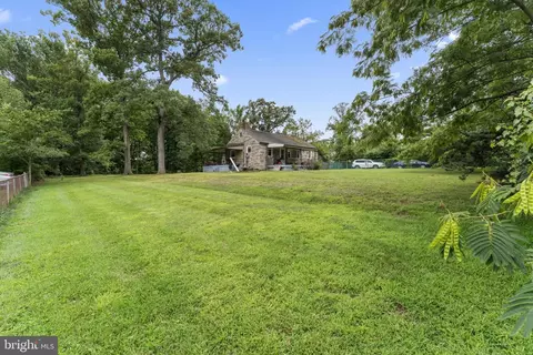 Exterior - 8721 Pohick Rd, Springfield, VA 22153 photo 8 of 13