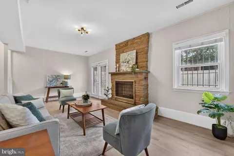 Living - 2255 Cedar Ln, Vienna, VA 22182 photo 2 of 6