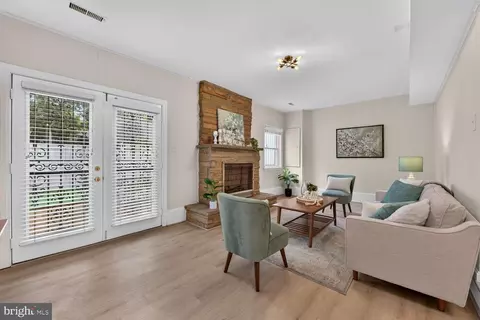 Living - 2255 Cedar Ln, Vienna, VA 22182 photo 3 of 6