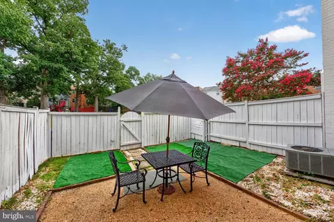 Exterior - 2255 Cedar Ln, Vienna, VA 22182 photo 3 of 5