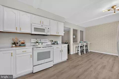 Kitchen - 2255 Cedar Ln, Vienna, VA 22182 photo 1 of 3