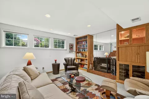 Other - 7124 Thrasher Rd, Mclean, VA 22101 photo 8 of 19