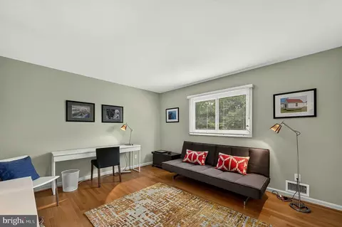 Bedroom - 7124 Thrasher Rd, Mclean, VA 22101 photo 1 of 6