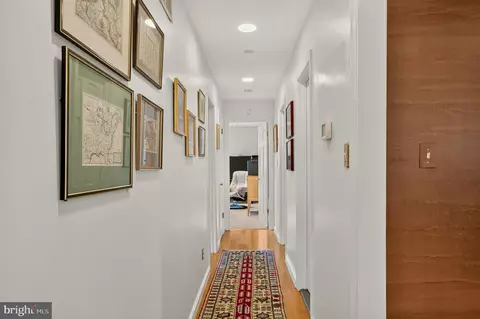 Entry Way - 7124 Thrasher Rd, Mclean, VA 22101 photo 3 of 3