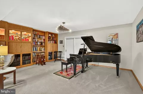 Other - 7124 Thrasher Rd, Mclean, VA 22101 photo 10 of 19