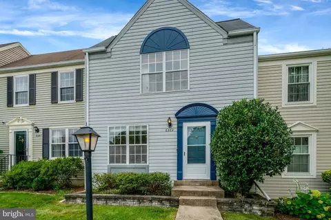 6569 Rundale Ct, Alexandria, VA 22315