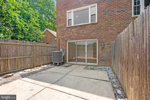 Exterior - 8530 Barrington Ct #938, Springfield, VA 22152 photo 3 of 3
