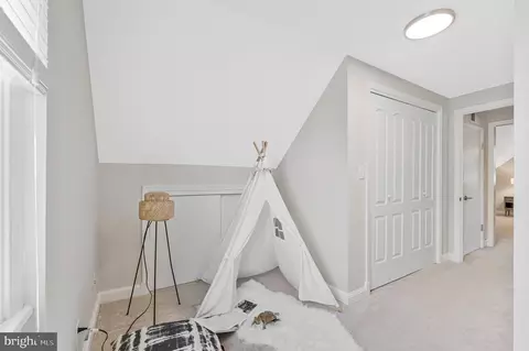 Entry Way - 6015 Backlick Rd, Springfield, VA 22150 photo 2 of 2