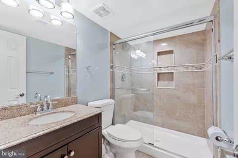 Bath - 6015 Backlick Rd, Springfield, VA 22150 photo 4 of 4